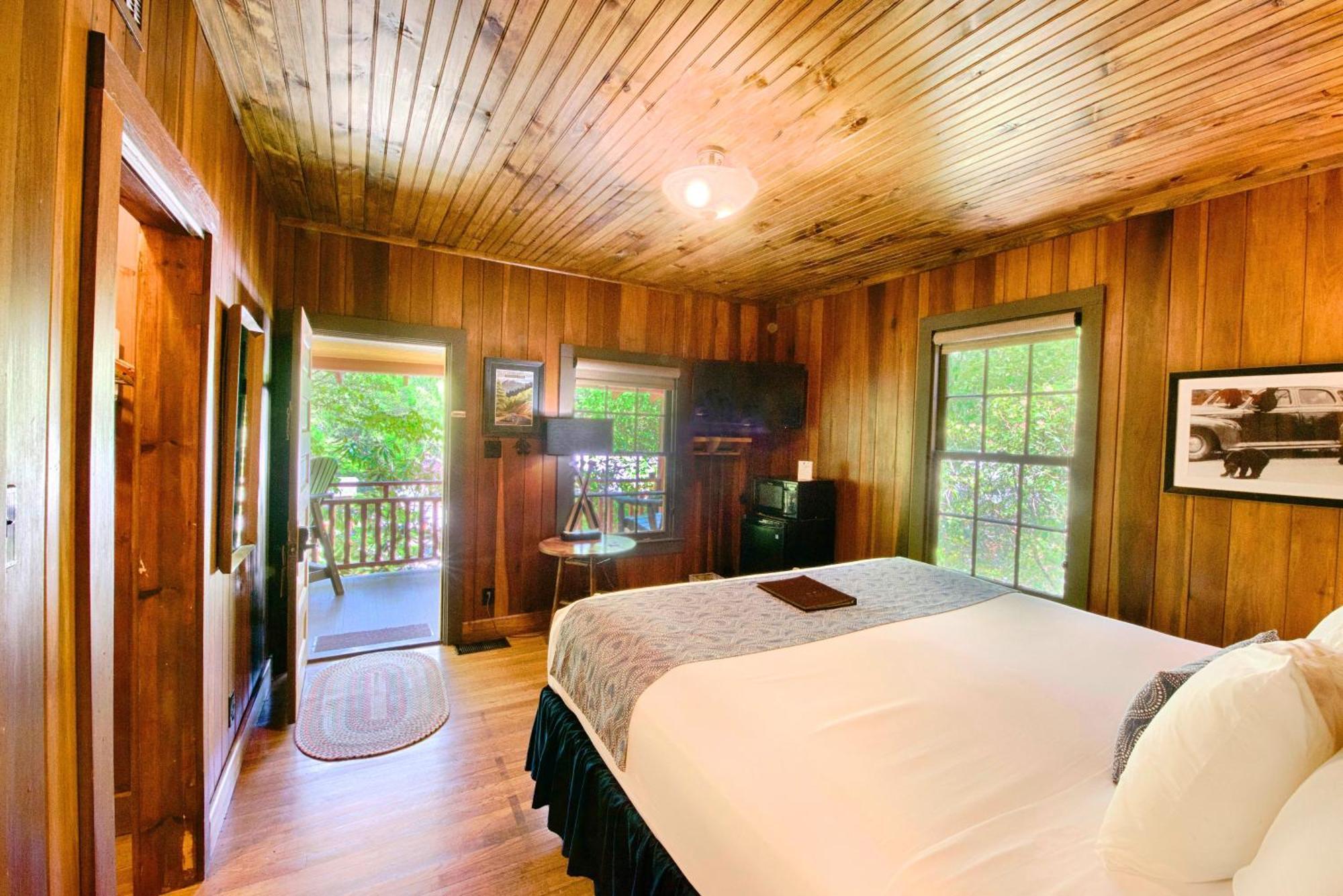 Historic Tapoco Lodge Resort Exterior photo